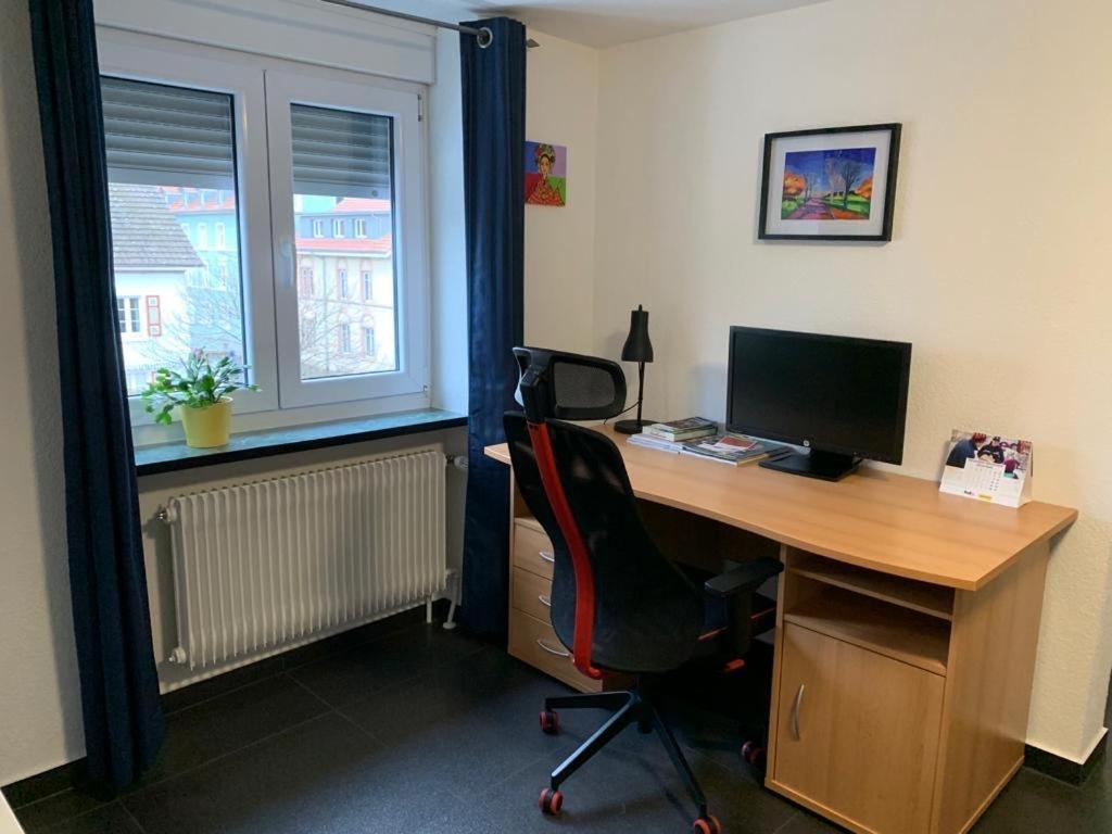 Guenstige Zimmer-Unterkunft Zimmer Mit Gemeinschaftsbad Lörrach Eksteriør bilde