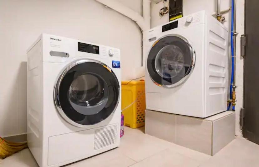 Guenstige Zimmer-Unterkunft Zimmer Mit Gemeinschaftsbad Lörrach Eksteriør bilde